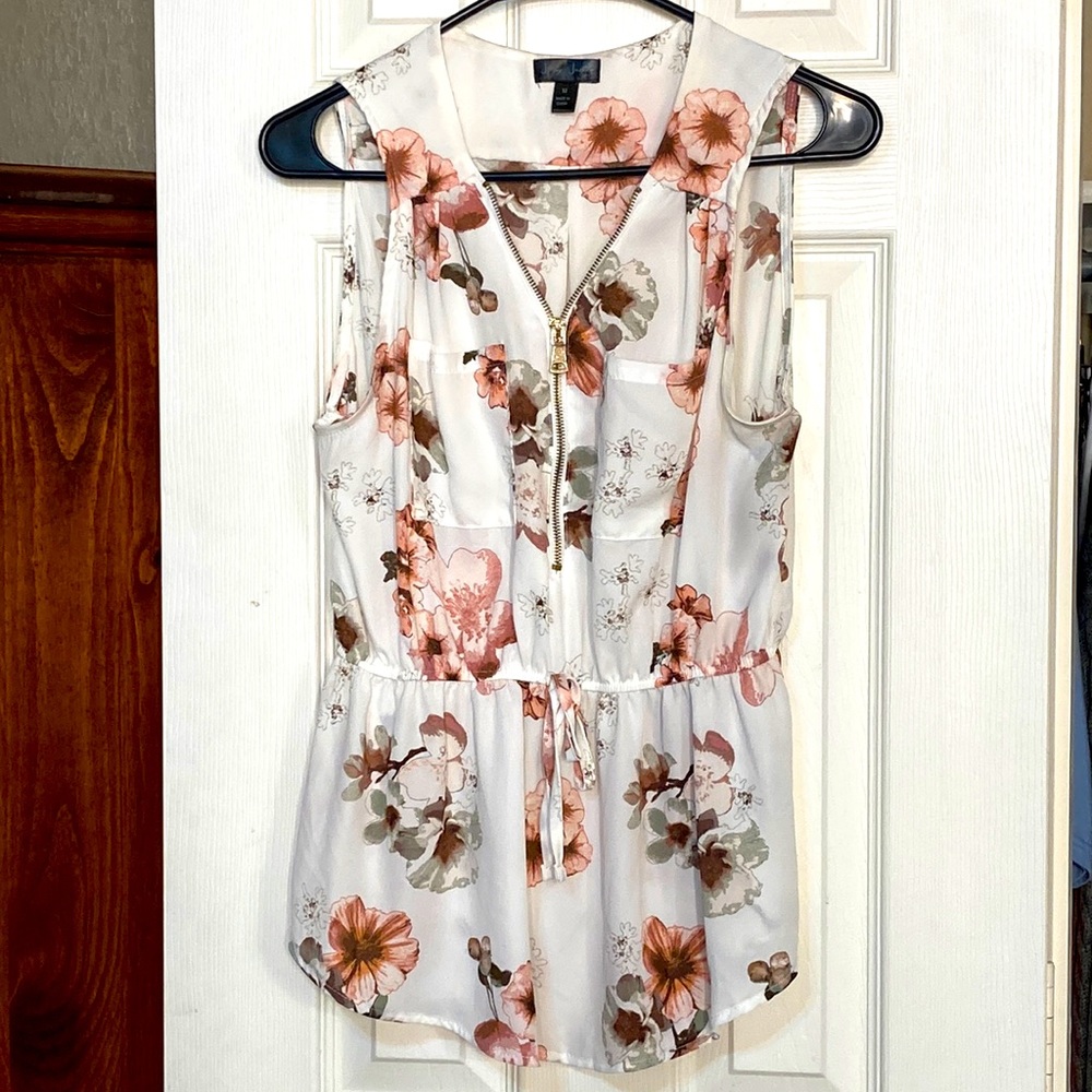 Floral top